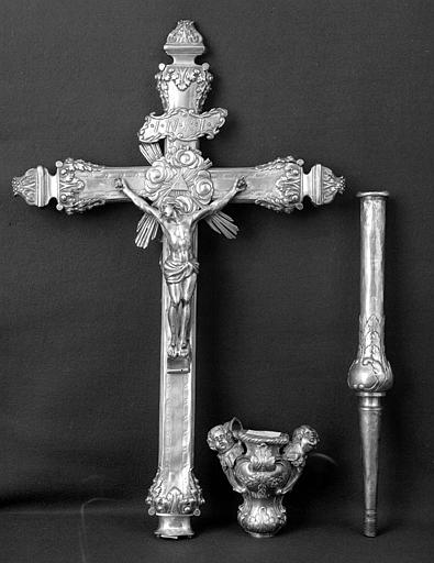 Croix processionnelle en argent (avers)