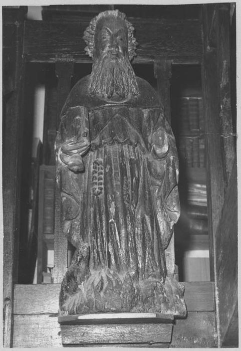 statue : Saint Antoine