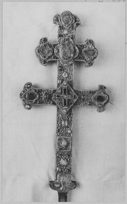 croix-reliquaire à double traverse (recto)