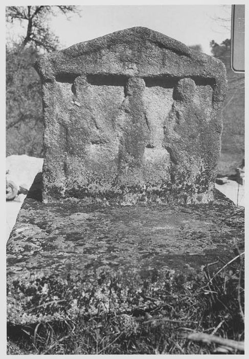 stèle votive d'Epona, dite aussi pierre de saint Martin
