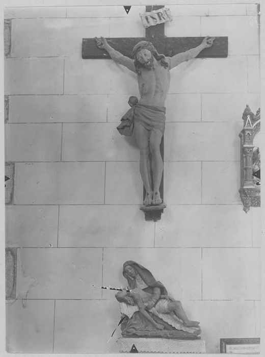 groupe sculpté (statuette) : Vierge de Pitié