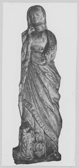 statue (petite nature) : sainte avec donateur (numéro d'inventaire : inv. Arc. L. 91.204)