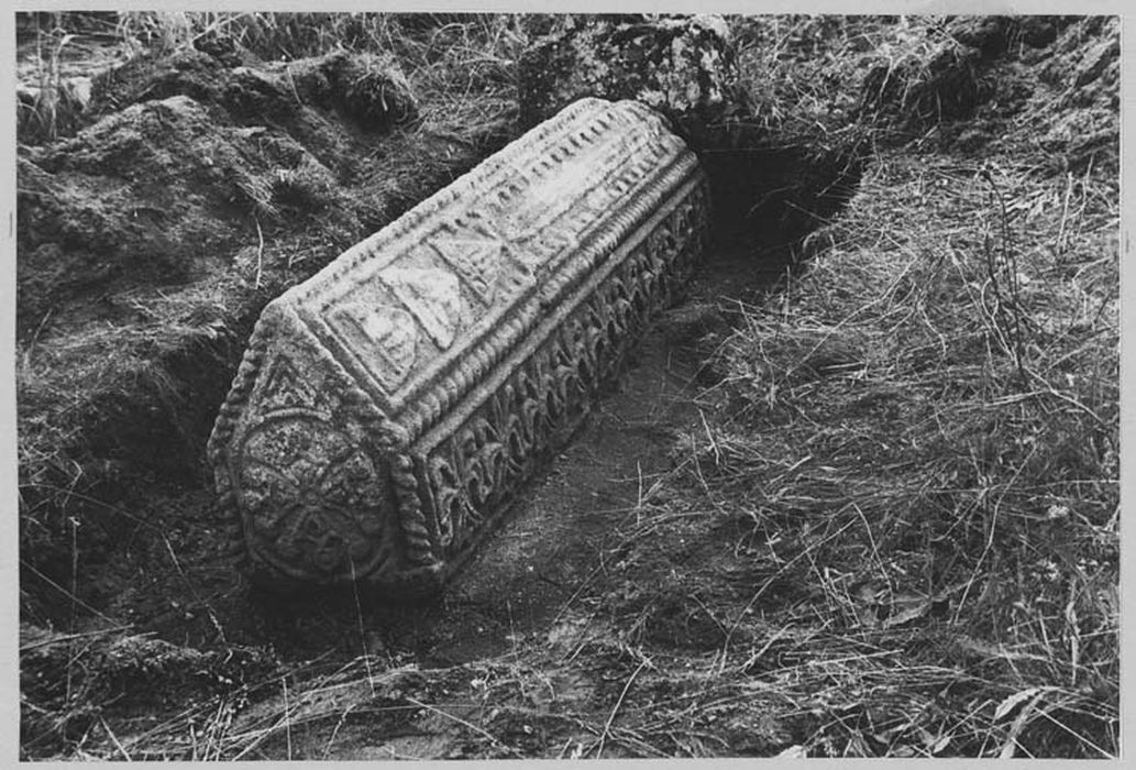 monument funéraire d'un seigneur (Guillaume ?) de Razès - © Ministère de la Culture (France), Médiathèque du patrimoine et de la photographie, diffusion GrandPalaisRmn Photo