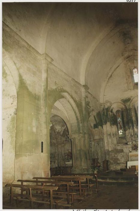 église paroissiale Saint-Eutrope, détail côté nord du choeur, croisillon de transept