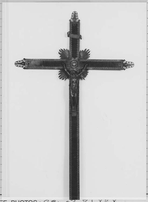 croix de procession de la confrérie de pénitents feuille morte, avers