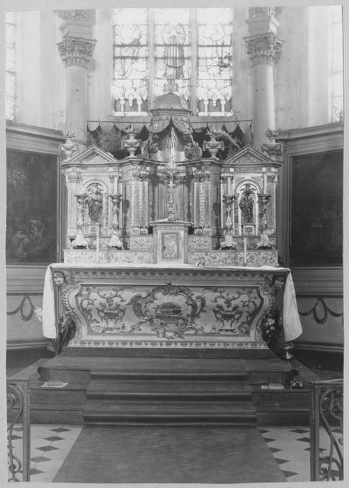 autel, tabernacle, retable (maître-autel)