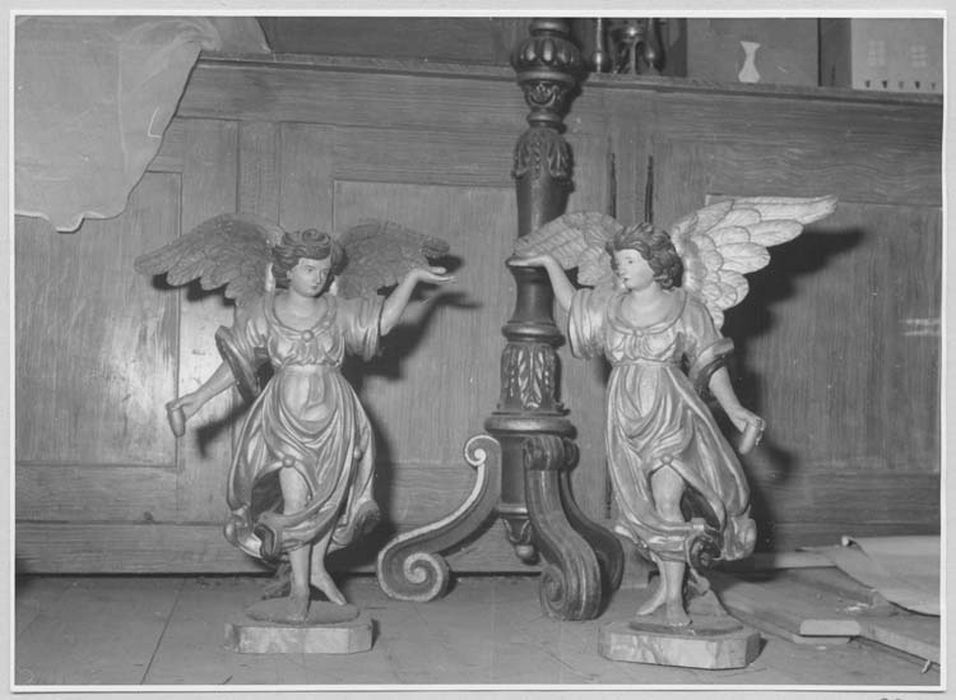 2 statues : Anges