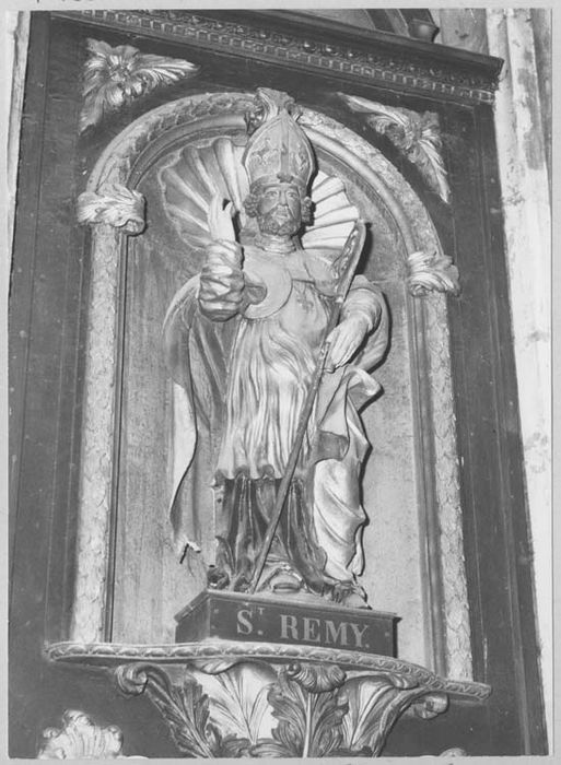 statue : Saint Rémy