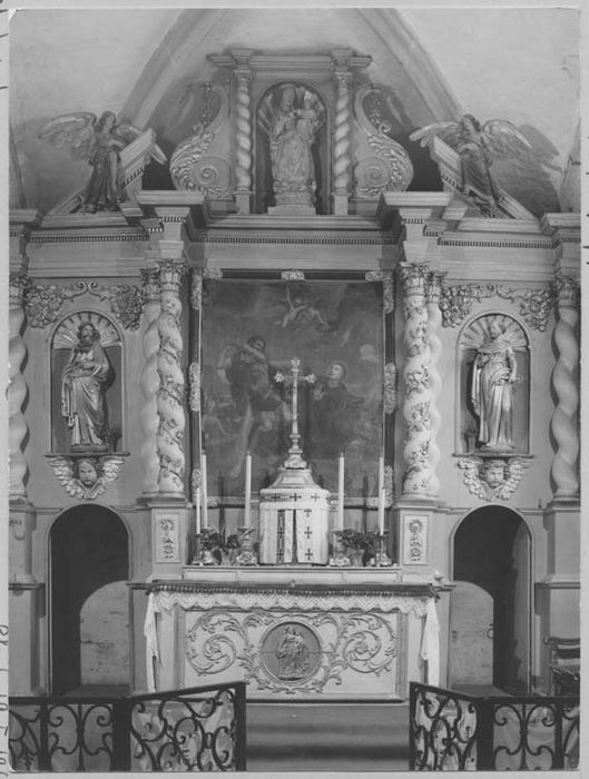 autel, tabernacle, retable (maître-autel)