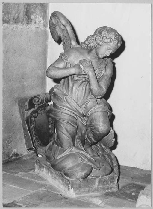 statue : Ange adorateur