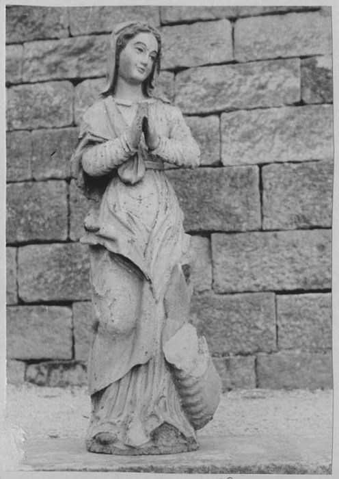 statue : Sainte adoratrice dite sainte Marguerite