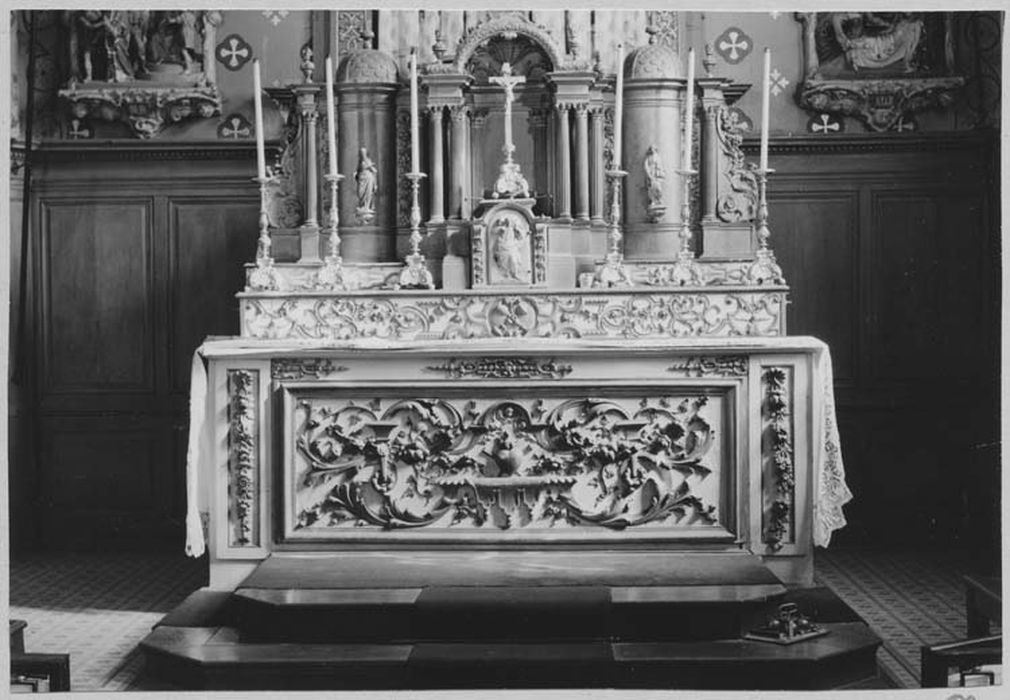 autel, tabernacle, retable (maître-autel)