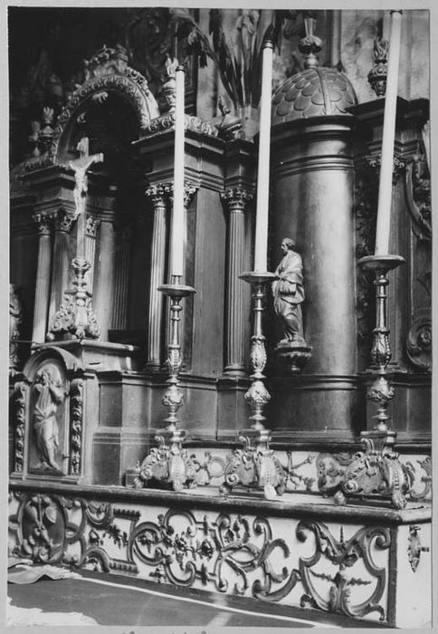 autel, tabernacle, retable (maître-autel)