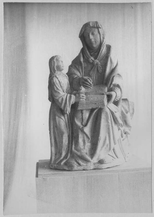 groupe sculpté : Sainte Anne et la Vierge