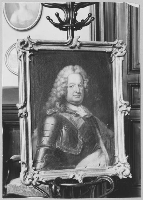 tableau : Portrait de Stanislas Leszczynski, duc de Lorraine et de Bar (1738-1766), cadre