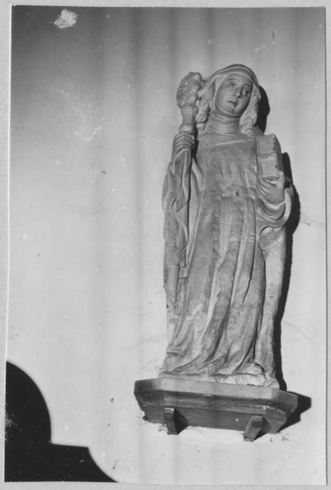 statue : Sainte abbesse