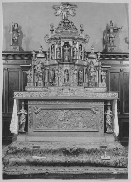 autel, tabernacle (maître-autel)