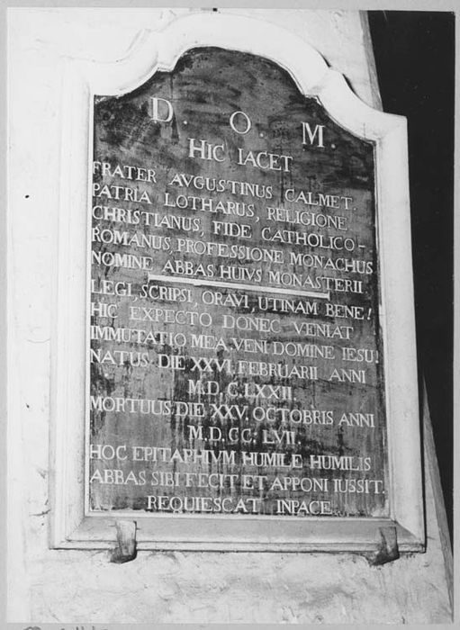 cénotaphe : plaque votive des abbés de Senones - © Ministère de la Culture (France), Médiathèque du patrimoine et de la photographie, diffusion RMN-GP