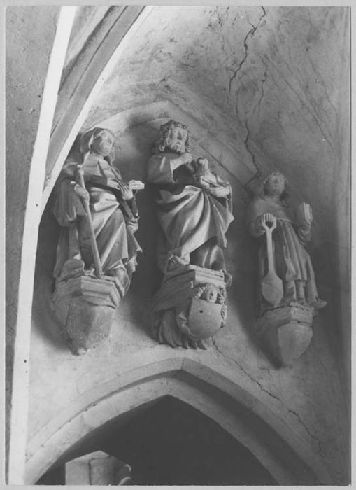 3 statues : Saint Jean-Baptiste, Saint Fiacre, Un saint