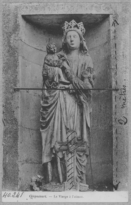 statue : Vierge à l'Enfant