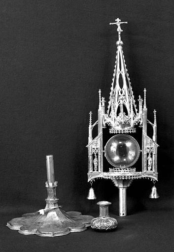 Monstrance en argent