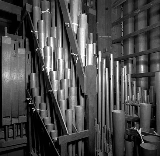 Orgue : Détails de la tuyauterie du grand orgue