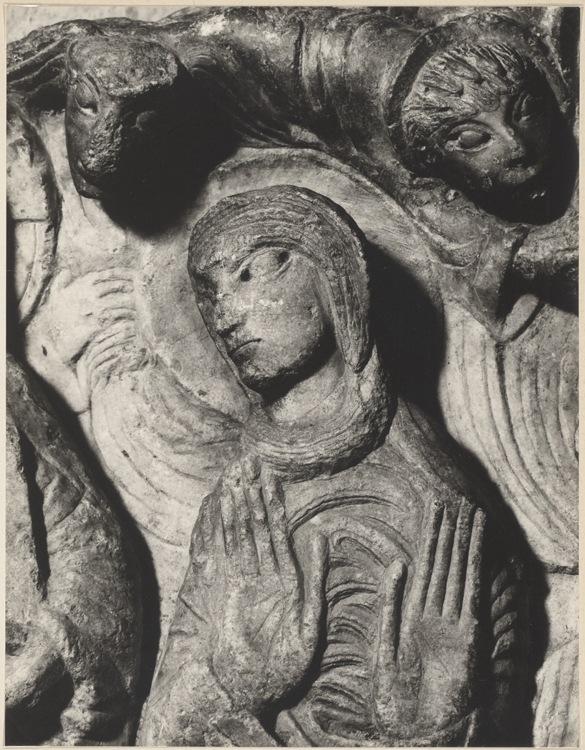 Tympan : la Résurrection, l'Assomption de la Vierge, le Christ en majesté ; Pierre ; Détail de l’Assomption