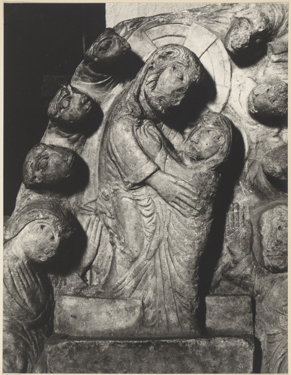 Tympan : la Résurrection, l'Assomption de la Vierge, le Christ en majesté ; Pierre ; Détail de l’Assomption