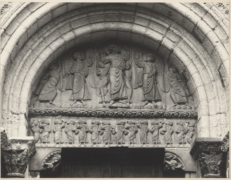 Portail de la façade sud, Porte Miègeville : tympan