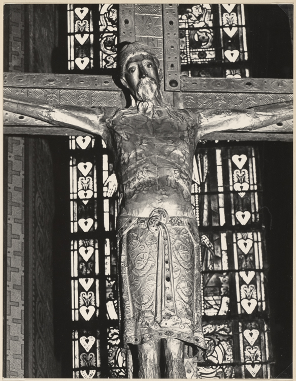 Christ en croix ; Cuivre, bois ; Détail