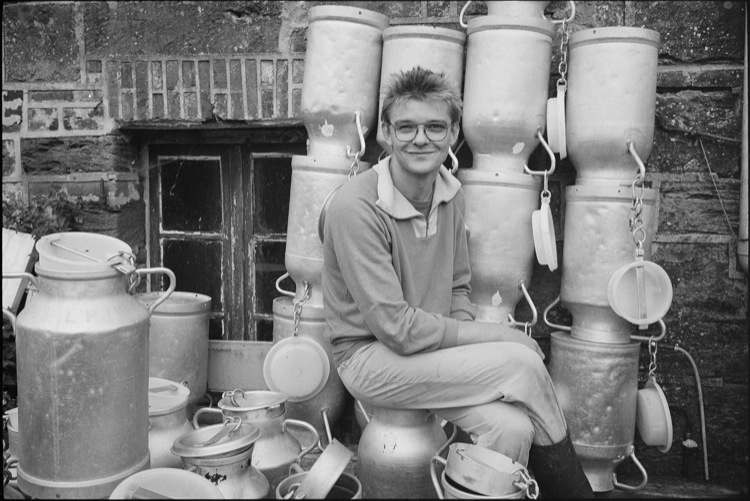 François Durand, producteur de Camembert, dans son exploitation de vaches laitières