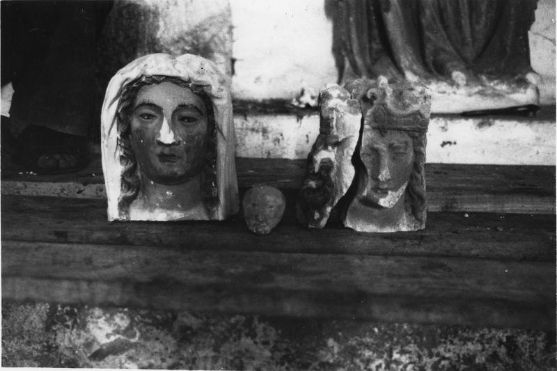 groupe sculpté : sainte Anne, la Vierge et l'Enfant, les deux têtes