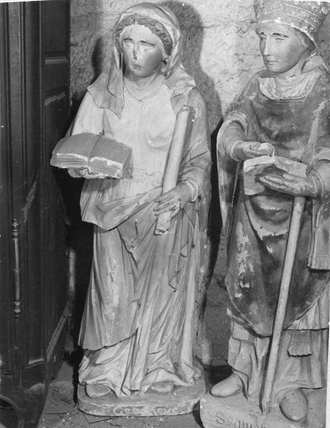 statue : sainte Geneviève