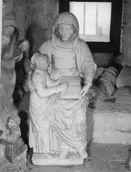 Groupe sculpté : Sainte Anne et la Vierge