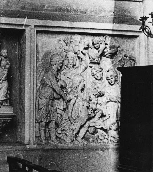 bas-relief : L' Annonciation, L' Adoration des Bergers