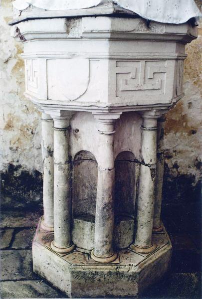 fonts baptismaux - © Ministère de la Culture (France), Médiathèque du patrimoine et de la photographie (objets mobiliers), tous droits réservés