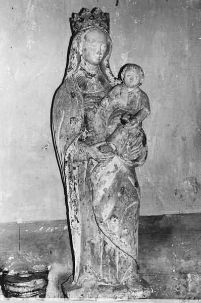 statue : Vierge à l'Enfant