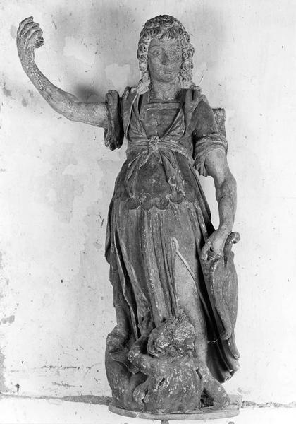 statue : saint Michel