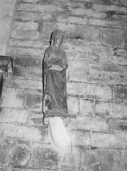 calvaire : la Vierge