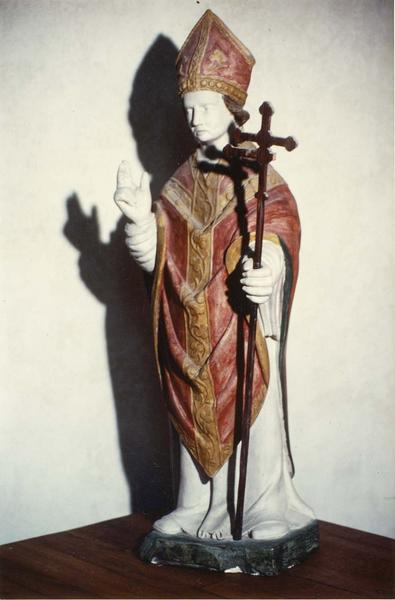 statue : saint Edme, profil gauche - © Ministère de la Culture (France), Médiathèque du patrimoine et de la photographie (objets mobiliers), tous droits réservés