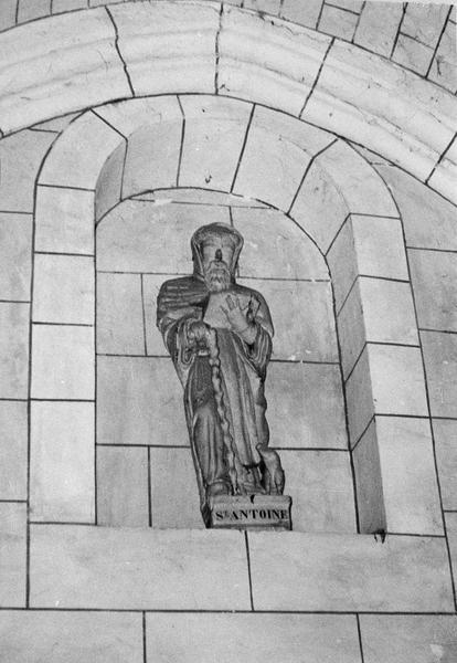 statue : saint Antoine