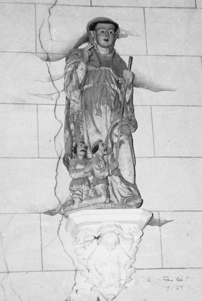 statue : saint Léonard
