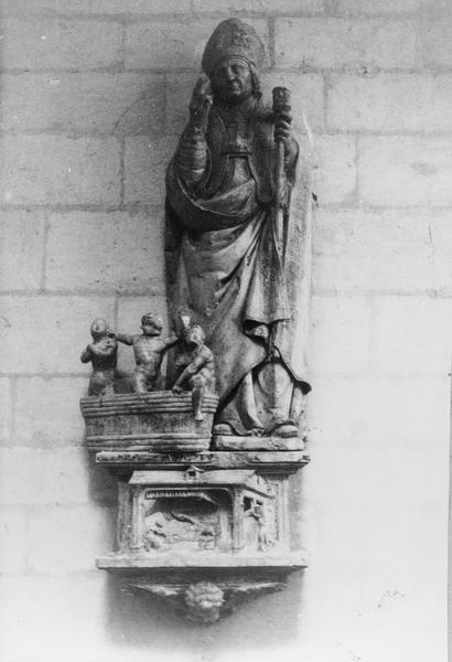 statue : saint Vincent, saint Nicolas