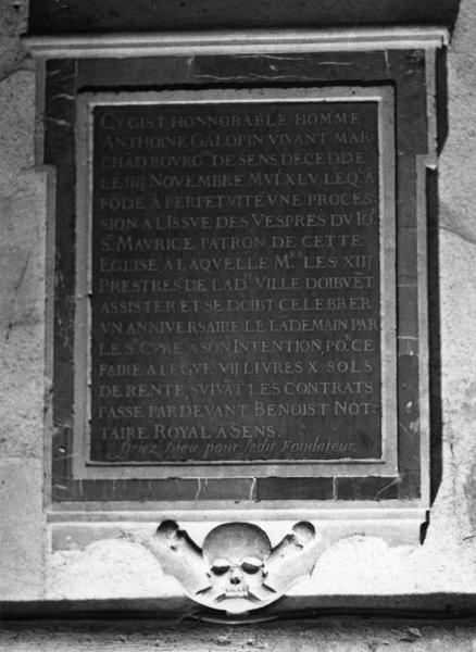 plaque commémorative d'Antonin Galopin, cadre - © Ministère de la Culture (France), Médiathèque du patrimoine et de la photographie (objets mobiliers), tous droits réservés