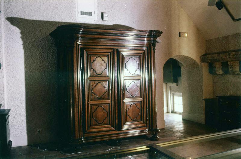 armoire, vue de face