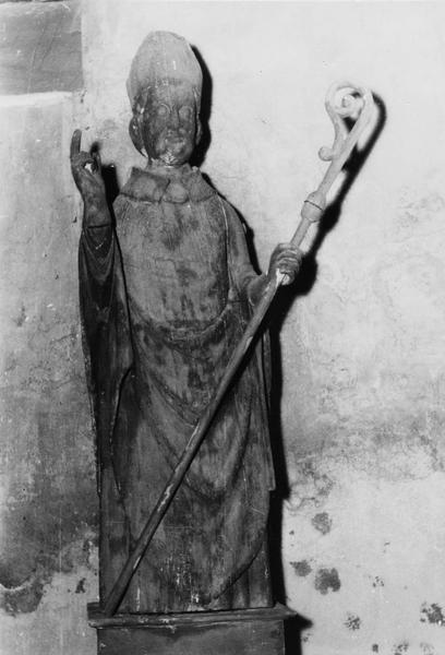statue : saint évêque bénissant