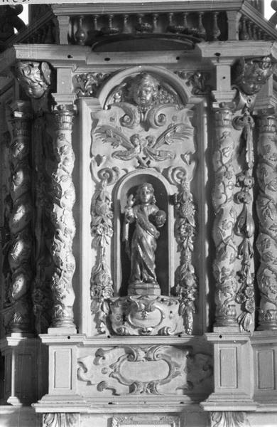 autel, tabernacle, retable, statues (statuettes), détail