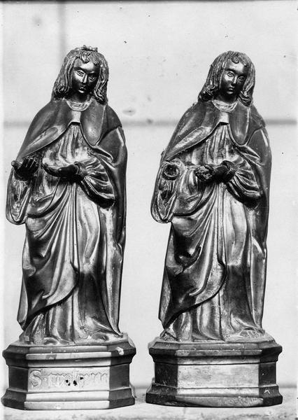 deux statuettes : saint Crépin, saint Crespinien