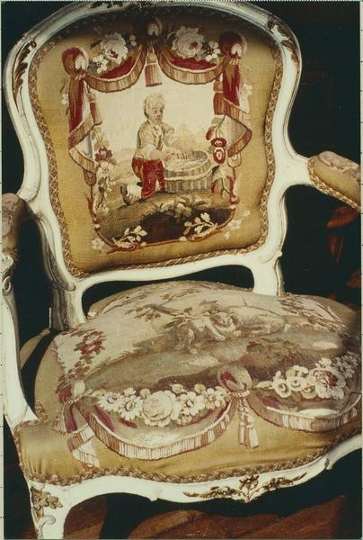 3 fauteuils style Louis XV