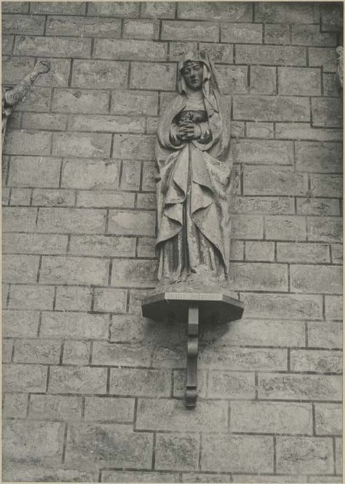 statue : Vierge